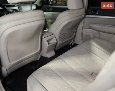 Чорний Субару Аутбек, об'ємом двигуна 2.46 л та пробігом 200 тис. км за 9800 $, фото 25 на Automoto.ua