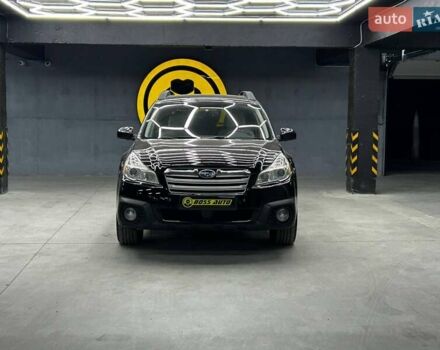 Черный Субару Аутбек, объемом двигателя 2.5 л и пробегом 238 тыс. км за 10300 $, фото 1 на Automoto.ua