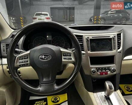 Черный Субару Аутбек, объемом двигателя 2.5 л и пробегом 238 тыс. км за 10300 $, фото 9 на Automoto.ua