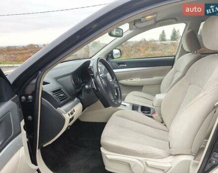 Черный Субару Аутбек, объемом двигателя 2.5 л и пробегом 238 тыс. км за 9800 $, фото 6 на Automoto.ua