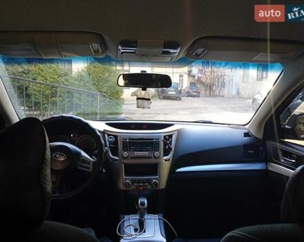 Черный Субару Аутбек, объемом двигателя 2.5 л и пробегом 180 тыс. км за 11000 $, фото 10 на Automoto.ua