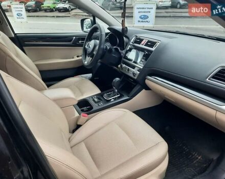 Черный Субару Аутбек, объемом двигателя 2 л и пробегом 240 тыс. км за 17000 $, фото 18 на Automoto.ua