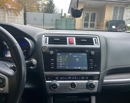 Черный Субару Аутбек, объемом двигателя 2.5 л и пробегом 342 тыс. км за 11500 $, фото 7 на Automoto.ua