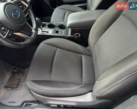 Черный Субару Аутбек, объемом двигателя 2.5 л и пробегом 97 тыс. км за 17200 $, фото 7 на Automoto.ua