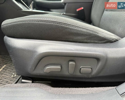 Чорний Субару Аутбек, об'ємом двигуна 2.5 л та пробігом 112 тис. км за 13200 $, фото 19 на Automoto.ua