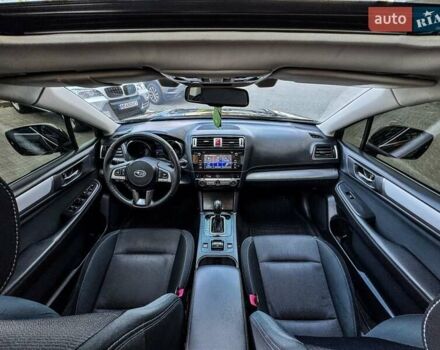 Черный Субару Аутбек, объемом двигателя 2 л и пробегом 130 тыс. км за 20000 $, фото 11 на Automoto.ua