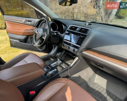 Черный Субару Аутбек, объемом двигателя 3.6 л и пробегом 211 тыс. км за 15500 $, фото 31 на Automoto.ua