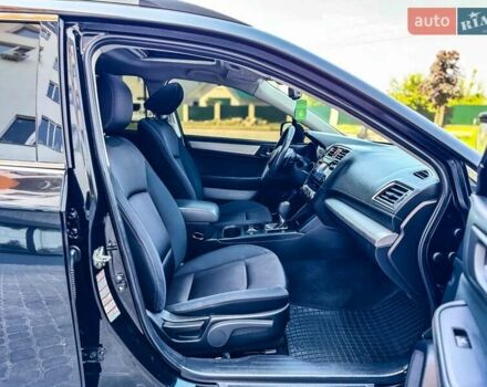 Черный Субару Аутбек, объемом двигателя 2 л и пробегом 130 тыс. км за 20000 $, фото 1 на Automoto.ua