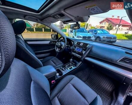 Черный Субару Аутбек, объемом двигателя 2 л и пробегом 130 тыс. км за 20000 $, фото 2 на Automoto.ua