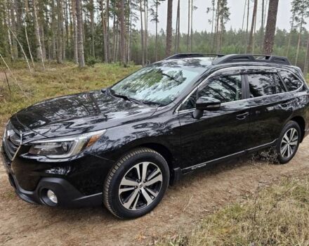 Черный Субару Аутбек, объемом двигателя 0 л и пробегом 153 тыс. км за 12500 $, фото 7 на Automoto.ua