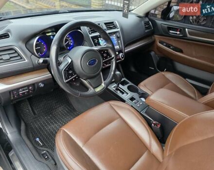 Черный Субару Аутбек, объемом двигателя 3.63 л и пробегом 134 тыс. км за 18900 $, фото 21 на Automoto.ua