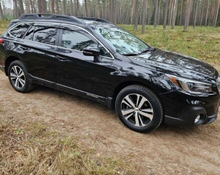 Черный Субару Аутбек, объемом двигателя 0 л и пробегом 153 тыс. км за 12500 $, фото 1 на Automoto.ua