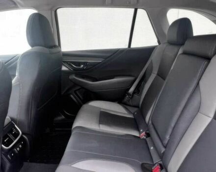 Чорний Субару Аутбек, об'ємом двигуна 2.4 л та пробігом 16 тис. км за 18000 $, фото 11 на Automoto.ua