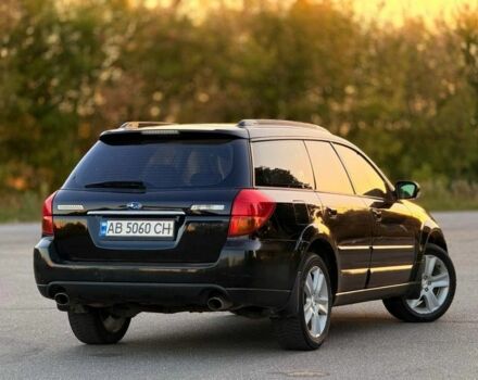 Черный Субару Аутбек, объемом двигателя 3 л и пробегом 300 тыс. км за 5650 $, фото 6 на Automoto.ua