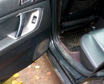 Чорний Субару Аутбек, об'ємом двигуна 2.5 л та пробігом 150 тис. км за 3800 $, фото 5 на Automoto.ua