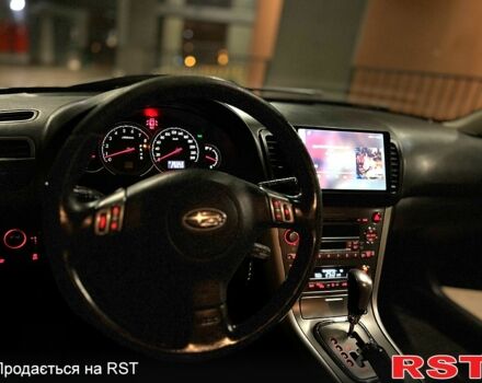 Черный Субару Аутбек, объемом двигателя 3 л и пробегом 280 тыс. км за 7800 $, фото 3 на Automoto.ua