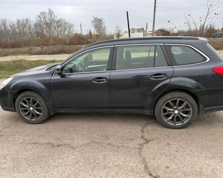 Черный Субару Аутбек, объемом двигателя 2.2 л и пробегом 223 тыс. км за 11000 $, фото 4 на Automoto.ua