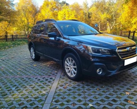 Черный Субару Аутбек, объемом двигателя 2.5 л и пробегом 172 тыс. км за 13800 $, фото 8 на Automoto.ua