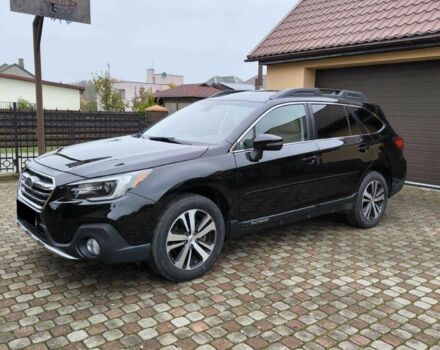 Черный Субару Аутбек, объемом двигателя 2.5 л и пробегом 82 тыс. км за 11499 $, фото 2 на Automoto.ua