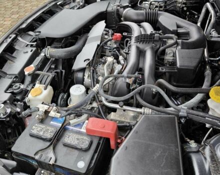 Черный Субару Аутбек, объемом двигателя 2.5 л и пробегом 82 тыс. км за 11499 $, фото 6 на Automoto.ua