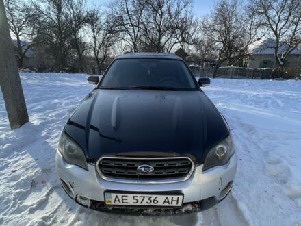 Черный Субару Аутбек, объемом двигателя 2.5 л и пробегом 300 тыс. км за 5500 $, фото 1 на Automoto.ua