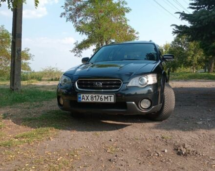 Черный Субару Аутбек, объемом двигателя 2.5 л и пробегом 263 тыс. км за 6600 $, фото 1 на Automoto.ua