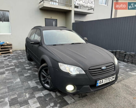 Черный Субару Аутбек, объемом двигателя 2.46 л и пробегом 272 тыс. км за 9000 $, фото 1 на Automoto.ua