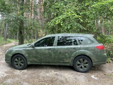 Субару Аутбек 2010 у Мерефа на Automoto.ua Чорний Субару Аутбек, об'ємом двигуна 2.5 л та пробігом 130 тис. км за 4800 $, фото 1 на Automoto.ua