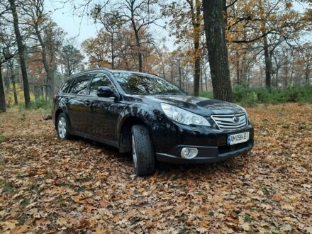 Черный Субару Аутбек, объемом двигателя 2.5 л и пробегом 476 тыс. км за 9699 $, фото 1 на Automoto.ua