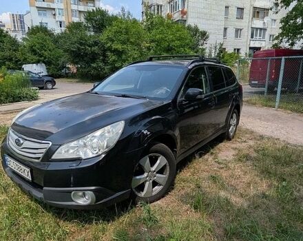 Чорний Субару Аутбек, об'ємом двигуна 2.46 л та пробігом 256 тис. км за 9000 $, фото 1 на Automoto.ua