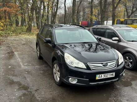 Черный Субару Аутбек, объемом двигателя 2.46 л и пробегом 284 тыс. км за 9500 $, фото 1 на Automoto.ua