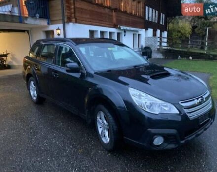 Черный Субару Аутбек, объемом двигателя 2 л и пробегом 250 тыс. км за 11400 $, фото 1 на Automoto.ua