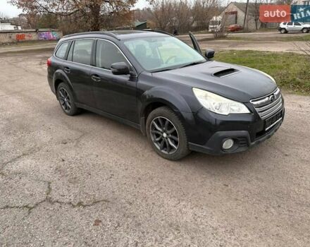 Черный Субару Аутбек, объемом двигателя 2.2 л и пробегом 223 тыс. км за 11000 $, фото 1 на Automoto.ua