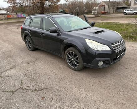 Черный Субару Аутбек, объемом двигателя 2.2 л и пробегом 223 тыс. км за 11000 $, фото 1 на Automoto.ua