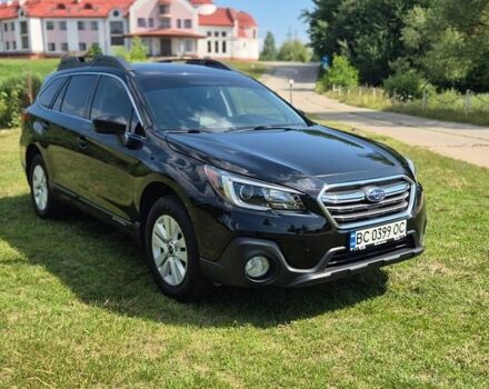 Черный Субару Аутбек, объемом двигателя 2.5 л и пробегом 150 тыс. км за 16000 $, фото 1 на Automoto.ua