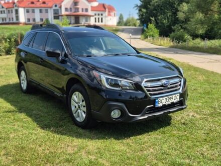 Черный Субару Аутбек, объемом двигателя 2.5 л и пробегом 150 тыс. км за 16000 $, фото 1 на Automoto.ua