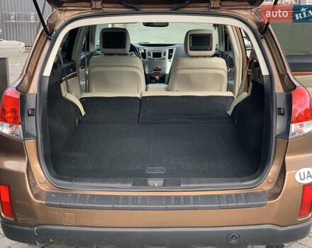 Коричневый Субару Аутбек, объемом двигателя 2.46 л и пробегом 255 тыс. км за 3000 $, фото 21 на Automoto.ua