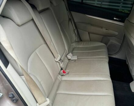 Коричневий Субару Аутбек, об'ємом двигуна 2 л та пробігом 289 тис. км за 6800 $, фото 7 на Automoto.ua