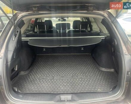 Коричневый Субару Аутбек, объемом двигателя 2.5 л и пробегом 180 тыс. км за 18900 $, фото 8 на Automoto.ua