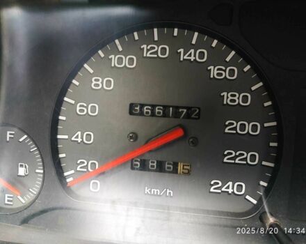 Червоний Субару Аутбек, об'ємом двигуна 2.5 л та пробігом 366 тис. км за 2000 $, фото 13 на Automoto.ua