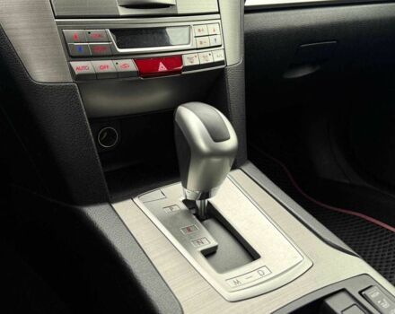 Красный Субару Аутбек, объемом двигателя 0 л и пробегом 195 тыс. км за 8490 $, фото 18 на Automoto.ua