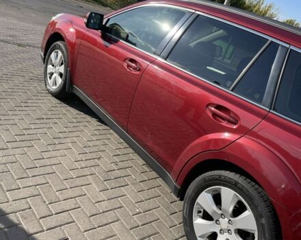 Красный Субару Аутбек, объемом двигателя 2.5 л и пробегом 105 тыс. км за 9999 $, фото 4 на Automoto.ua