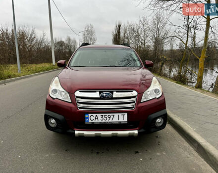 Красный Субару Аутбек, объемом двигателя 2.46 л и пробегом 254 тыс. км за 9900 $, фото 2 на Automoto.ua