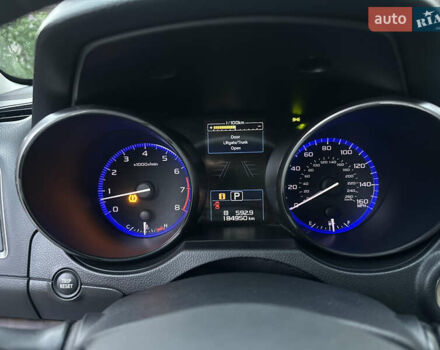 Красный Субару Аутбек, объемом двигателя 3.63 л и пробегом 185 тыс. км за 17000 $, фото 5 на Automoto.ua