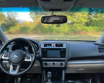 Красный Субару Аутбек, объемом двигателя 2.5 л и пробегом 77 тыс. км за 2000 $, фото 11 на Automoto.ua