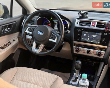 Червоний Субару Аутбек, об'ємом двигуна 2.5 л та пробігом 243 тис. км за 13200 $, фото 12 на Automoto.ua