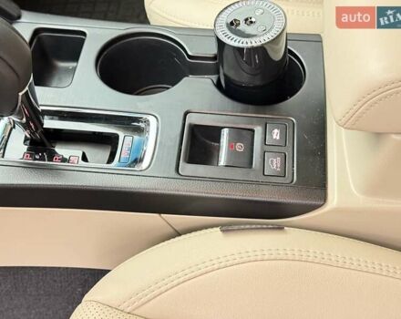 Красный Субару Аутбек, объемом двигателя 2.5 л и пробегом 90 тыс. км за 18800 $, фото 12 на Automoto.ua