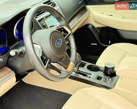 Красный Субару Аутбек, объемом двигателя 2.5 л и пробегом 90 тыс. км за 18800 $, фото 19 на Automoto.ua