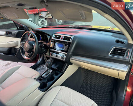 Красный Субару Аутбек, объемом двигателя 2.5 л и пробегом 60 тыс. км за 19999 $, фото 6 на Automoto.ua