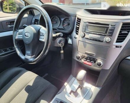 Субару Аутбек, об'ємом двигуна 0 л та пробігом 264 тис. км за 10200 $, фото 7 на Automoto.ua